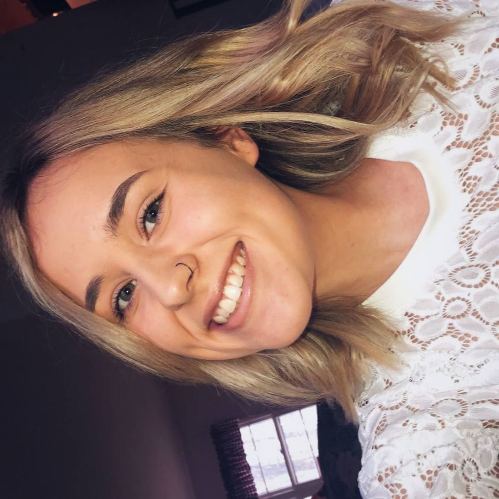 Meet your Posher, Emily